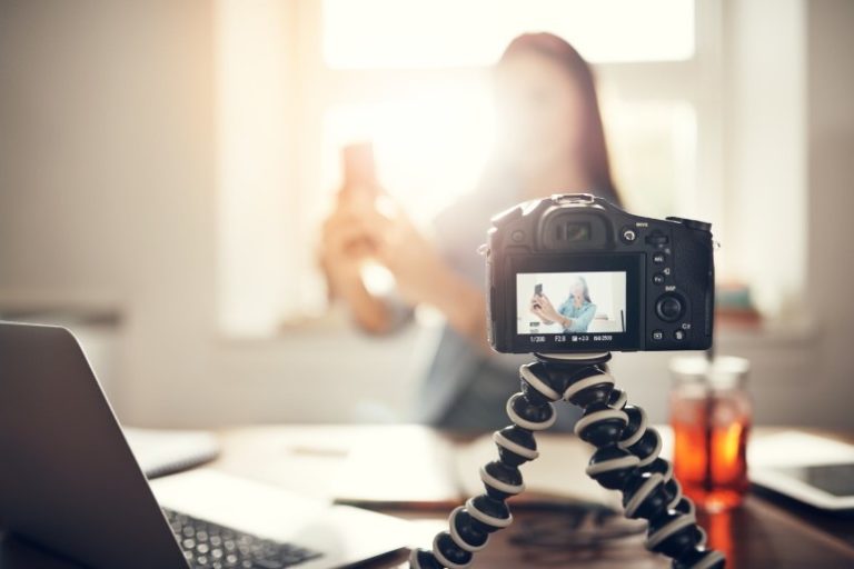How to Make a Successful Video Blog